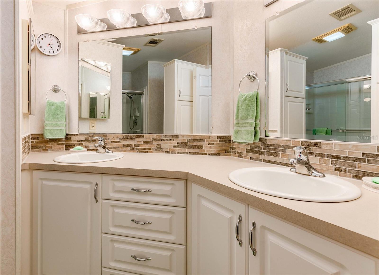 MAPLE LEAF ESTATES - Residential