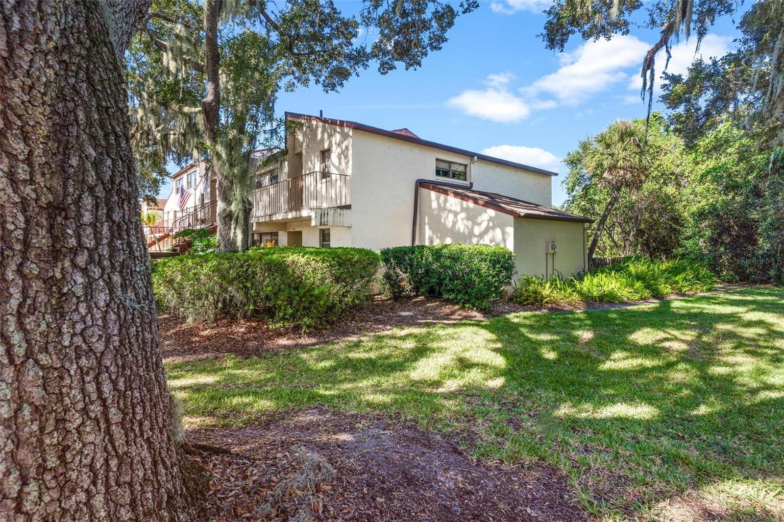 BAYWOOD NORTHWEST CONDO - Residential