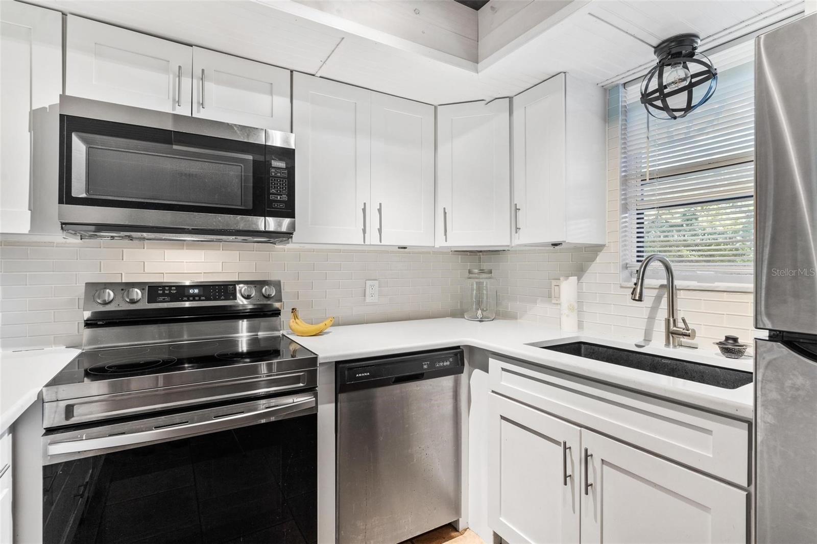 BAYWOOD NORTHWEST CONDO - Residential