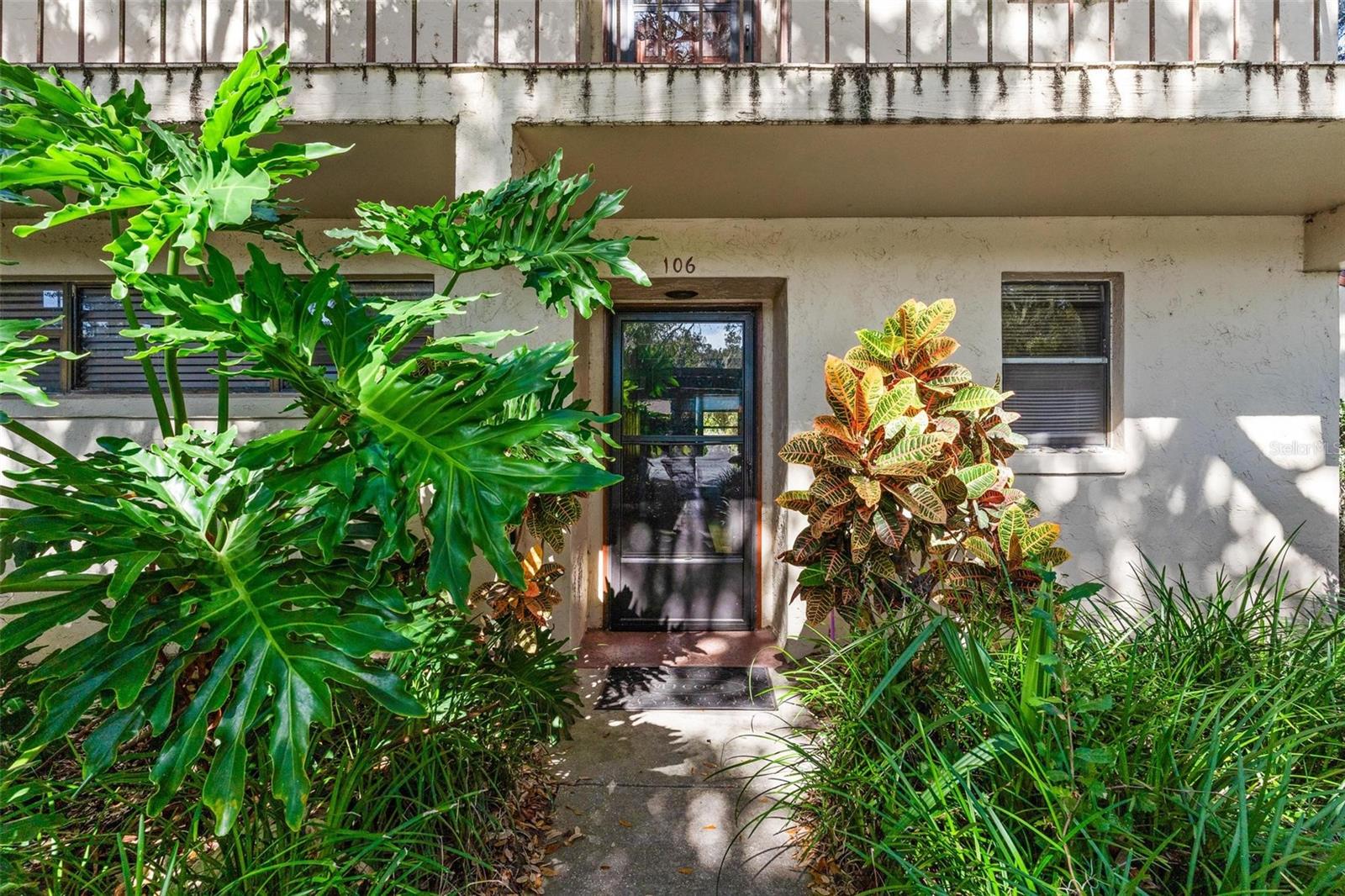 BAYWOOD NORTHWEST CONDO - Residential