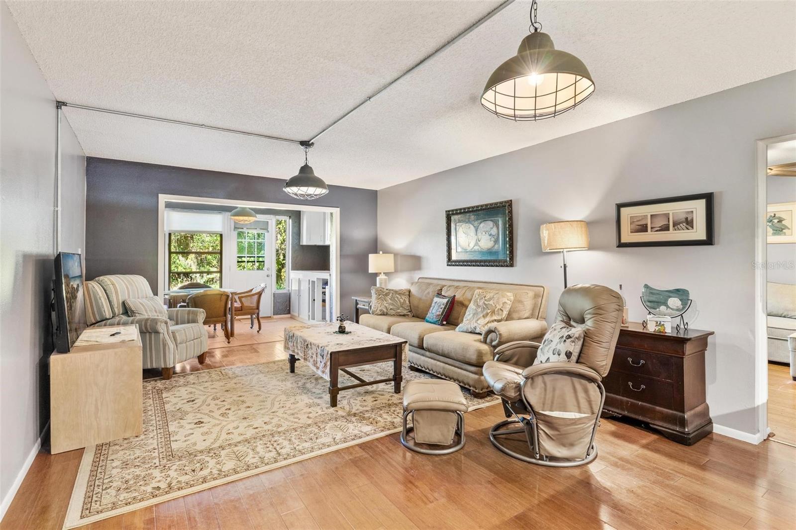 BAYWOOD NORTHWEST CONDO - Residential