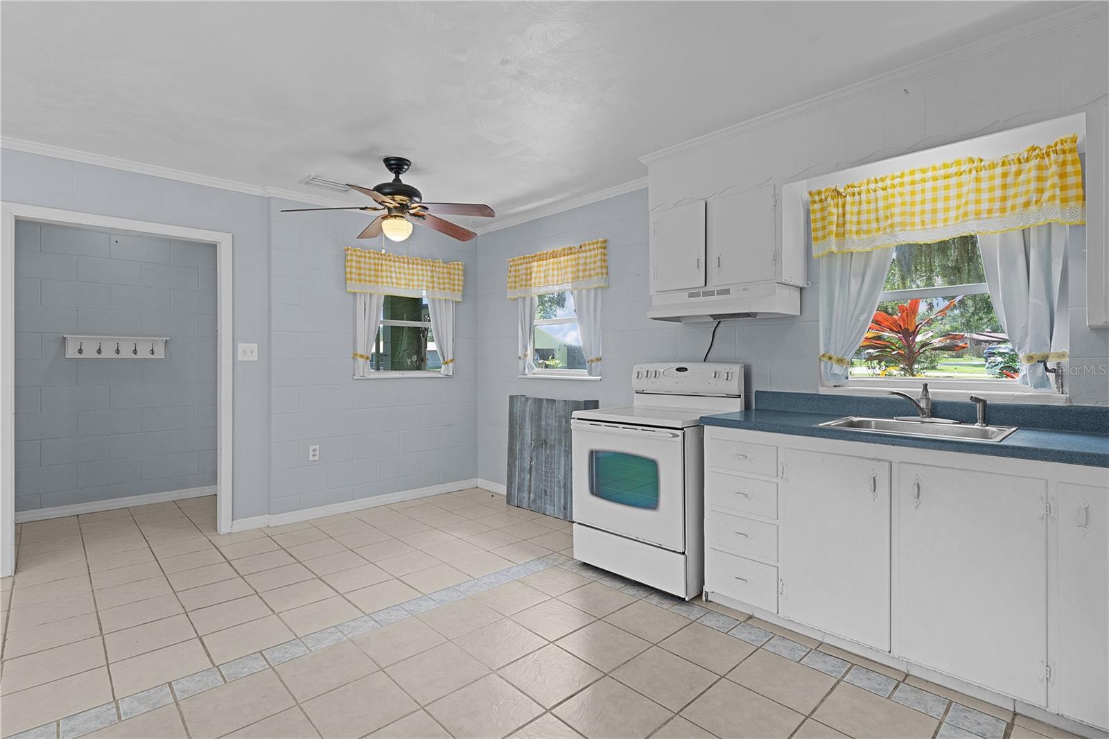 ACREAGE & UNREC - Residential