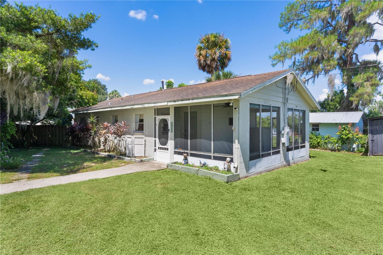 5627 INDIANA DRIVE