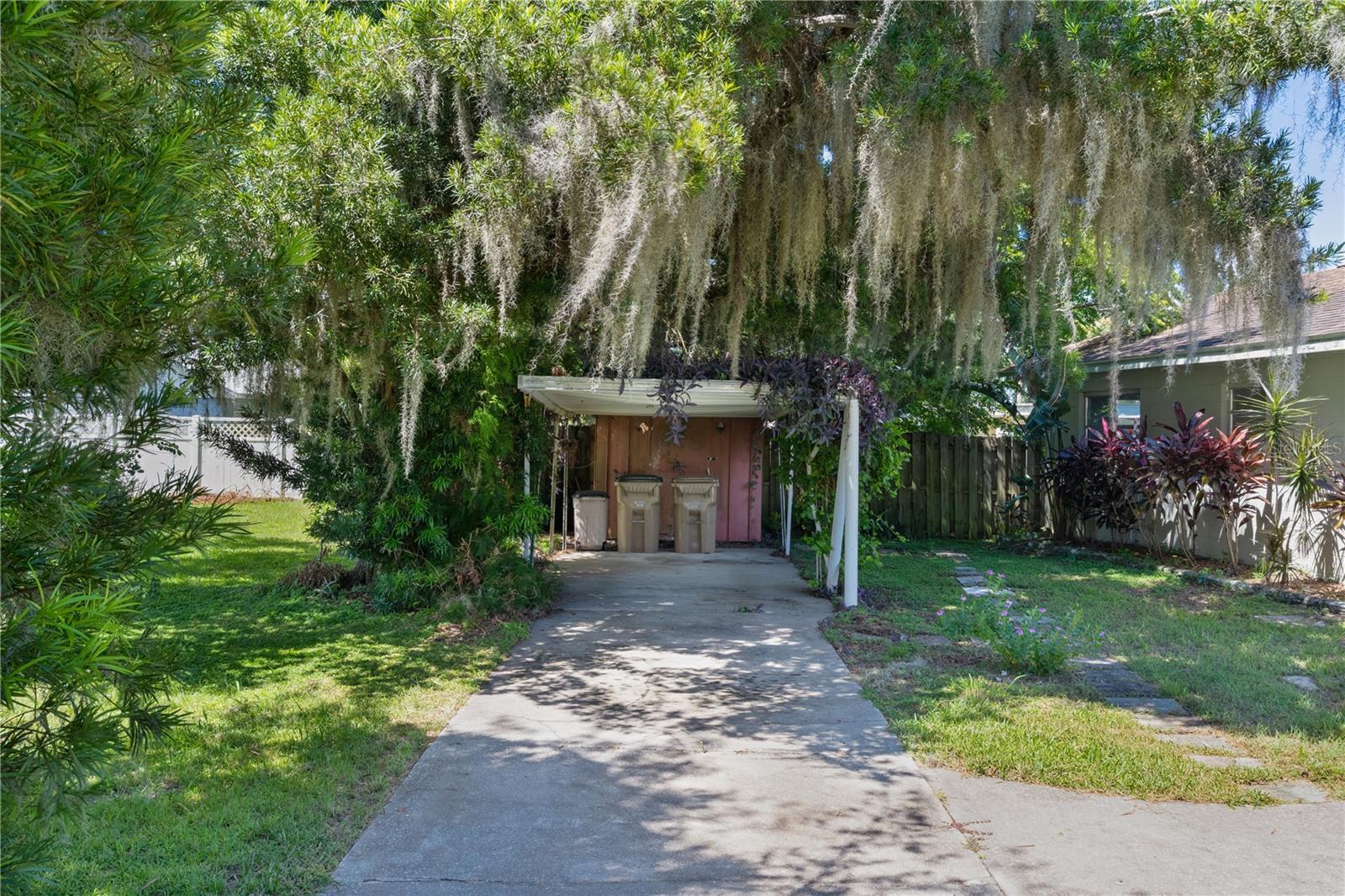 ACREAGE & UNREC - Residential