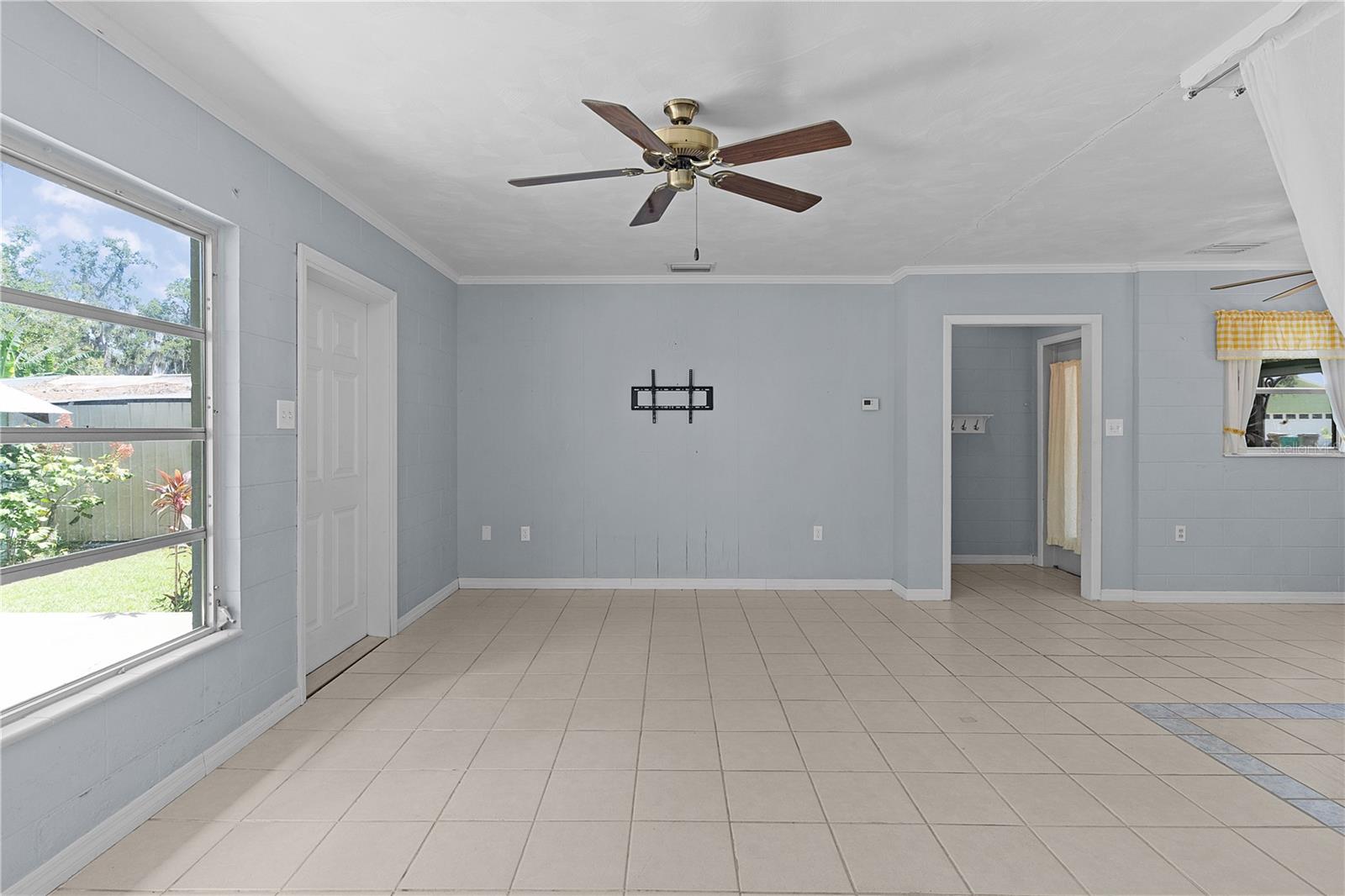 ACREAGE & UNREC - Residential