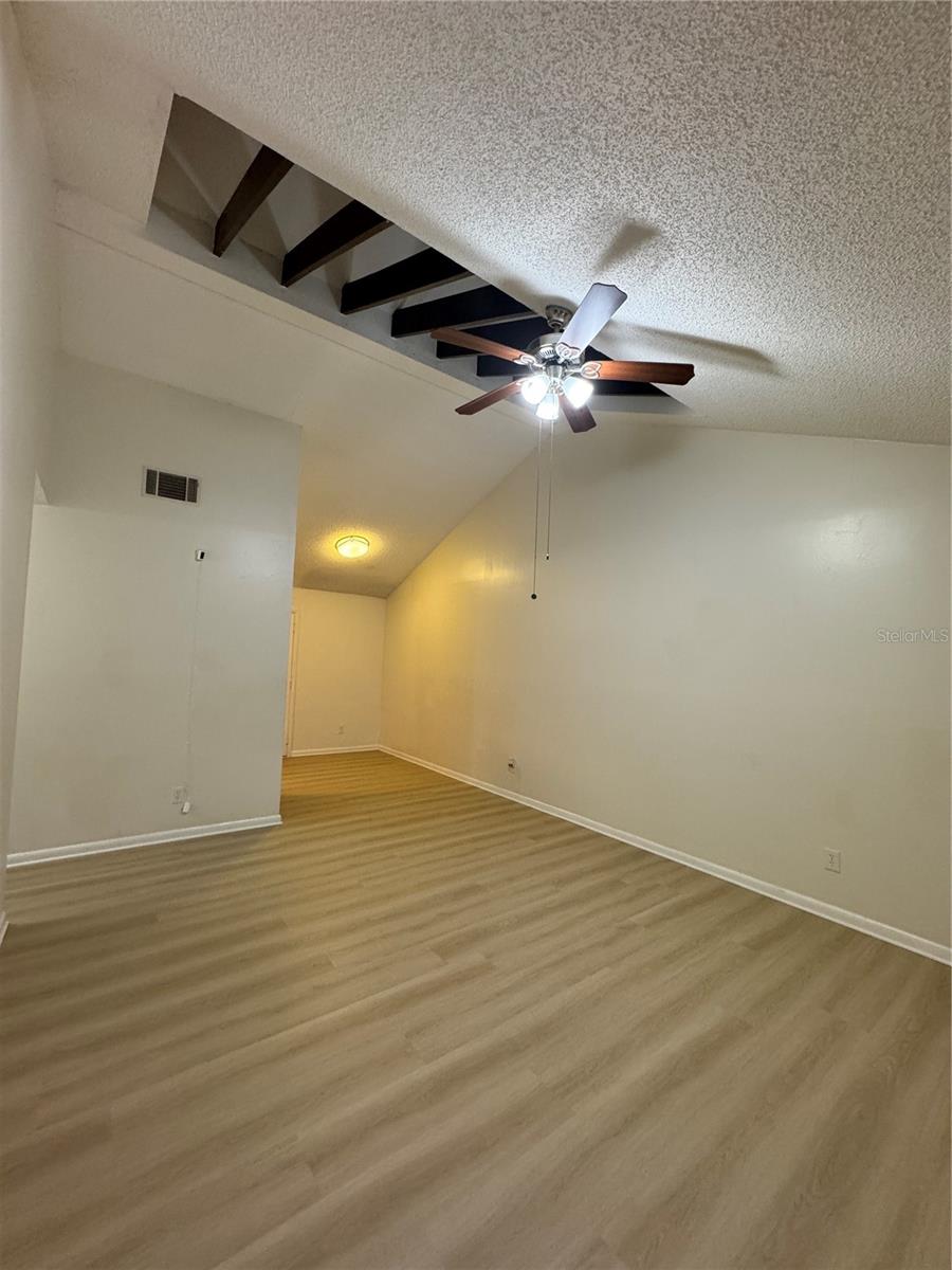 4822 LIGHTHOUSE CIRCLE 32