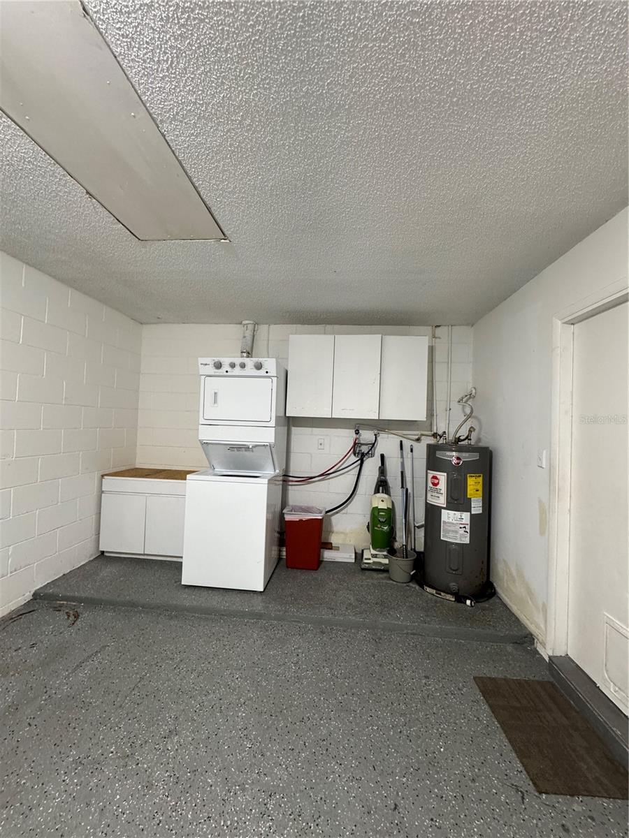 CARMEL OAKS CONDO PH 2 - Residential