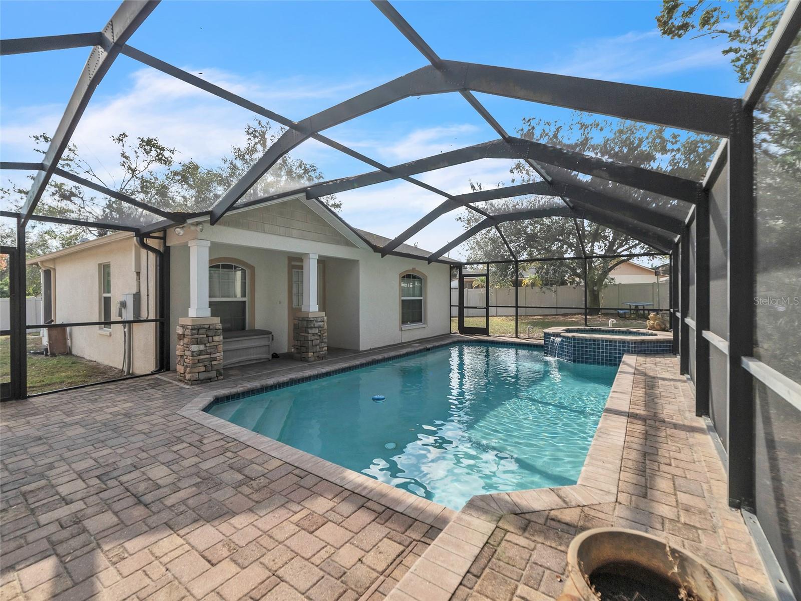 KINGSWAY DOWNS UNIT THREE - Residential