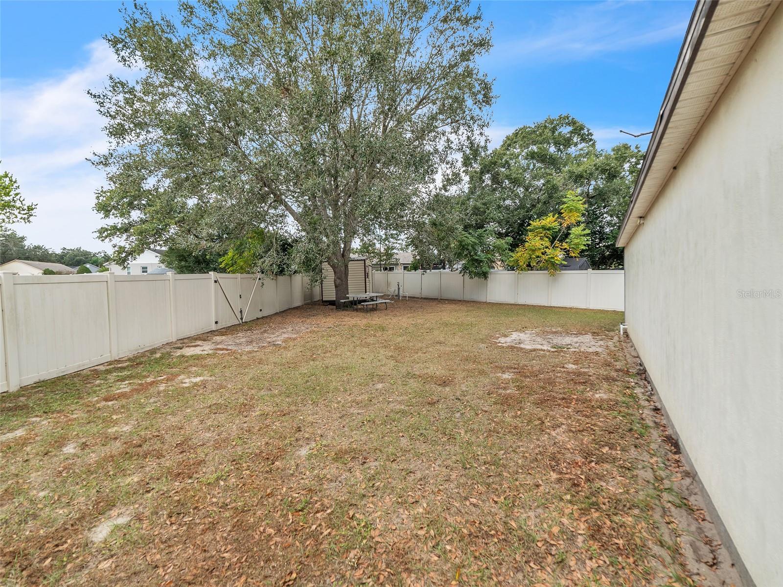 KINGSWAY DOWNS UNIT THREE - Residential