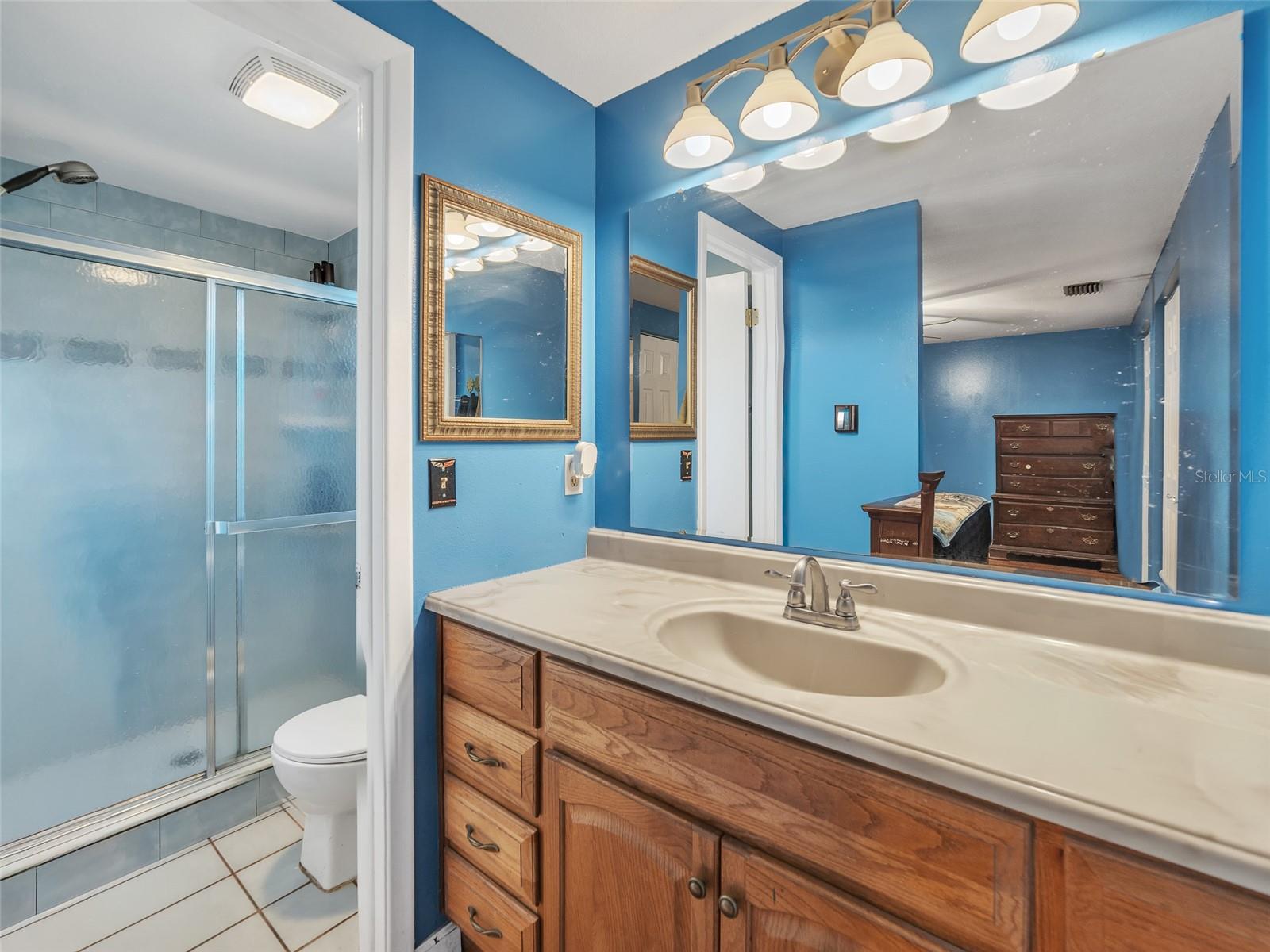 KINGSWAY DOWNS UNIT THREE - Residential