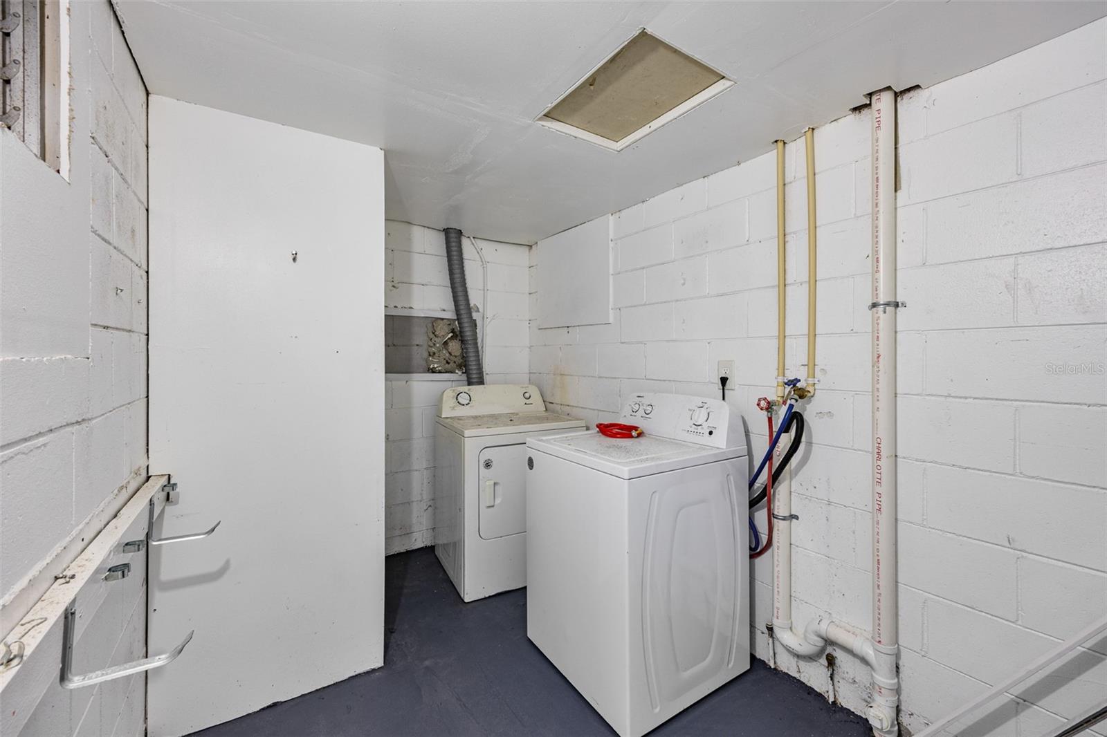 PINERIDGE UN 3 - Residential