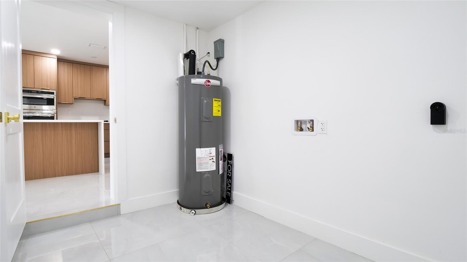 TWIN LAKES ESTATES ADD LOTE 20 - Residential