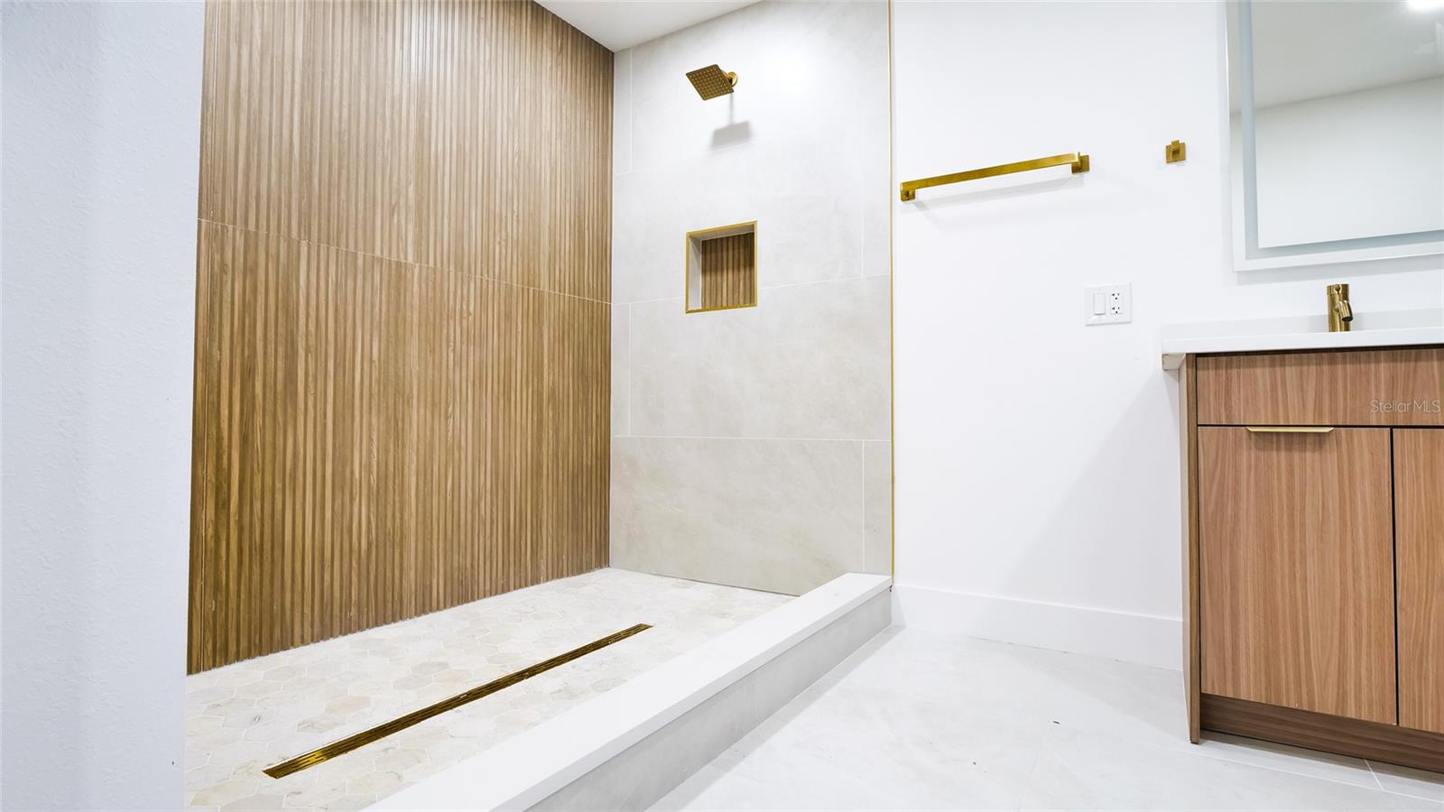 TWIN LAKES ESTATES ADD LOTE 20 - Residential