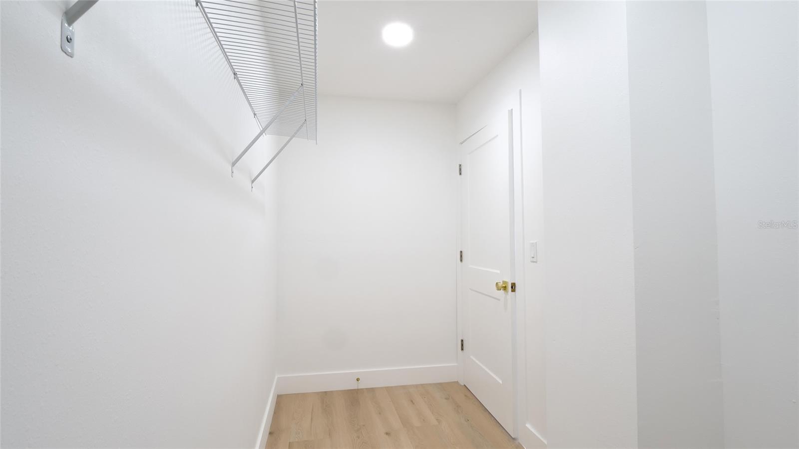 TWIN LAKES ESTATES ADD LOTE 20 - Residential