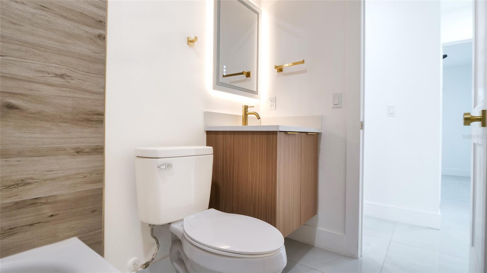 TWIN LAKES ESTATES ADD LOTE 20 - Residential