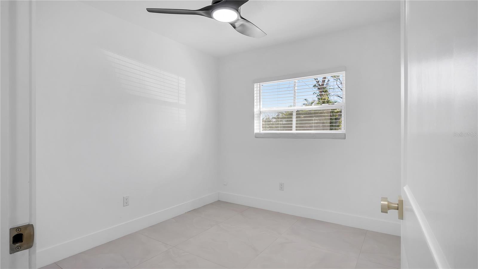 TWIN LAKES ESTATES ADD LOTE 20 - Residential