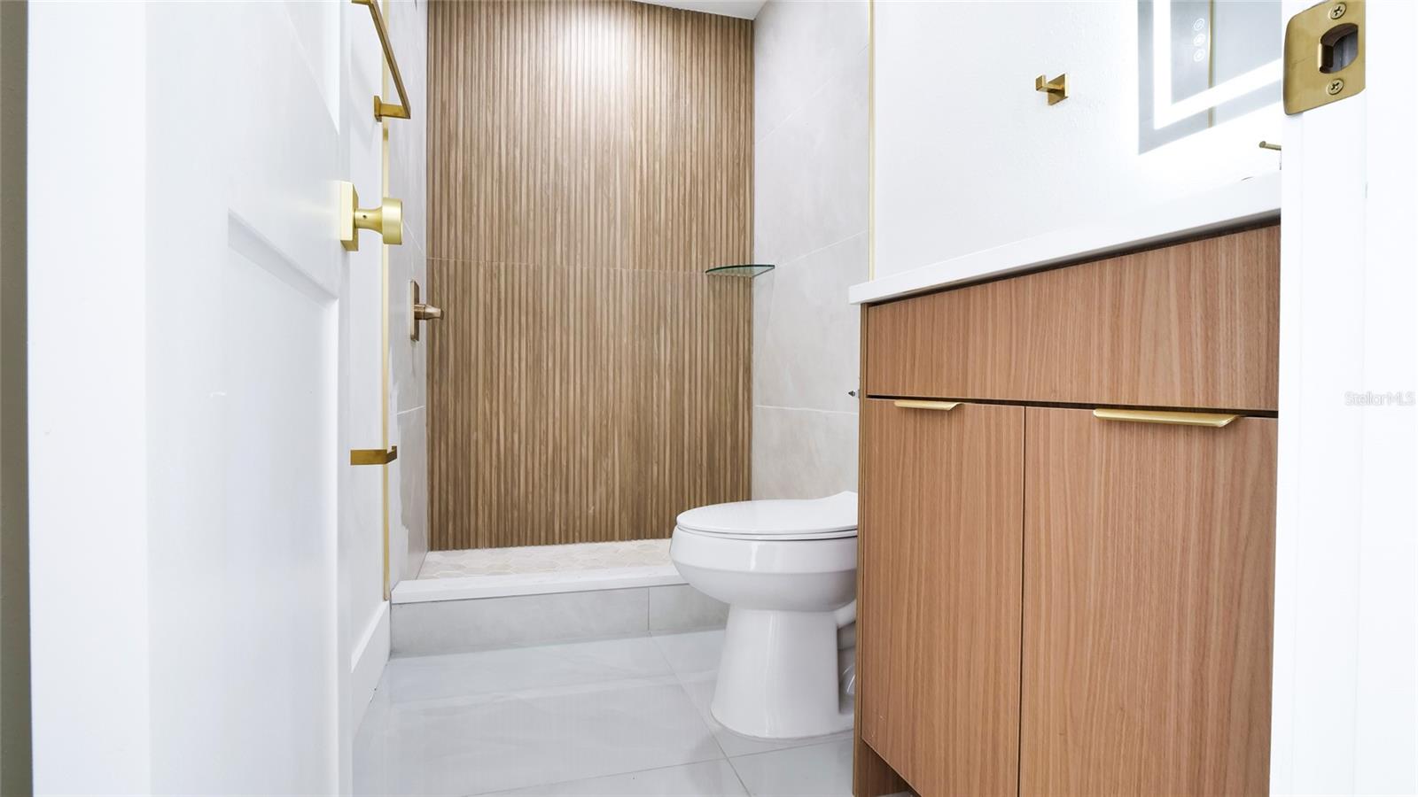 TWIN LAKES ESTATES ADD LOTE 20 - Residential