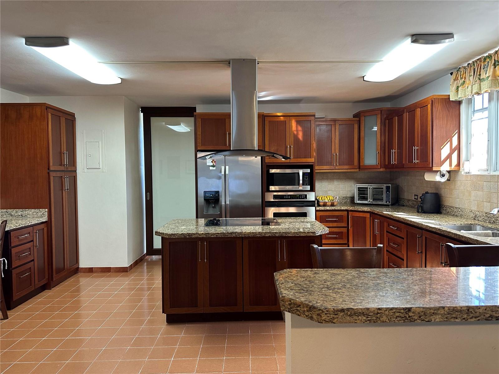 PARKVILLE SUR - Residential