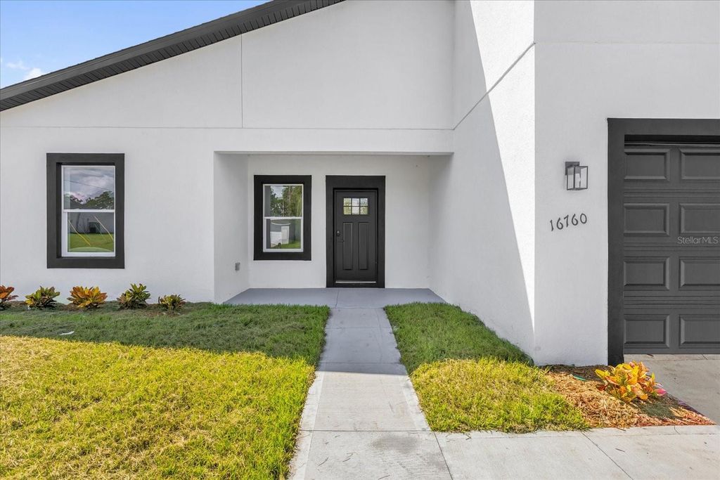 Photo of 16760 SW 50th Circle, Ocala, FL 34473 (MLS # O6352845)