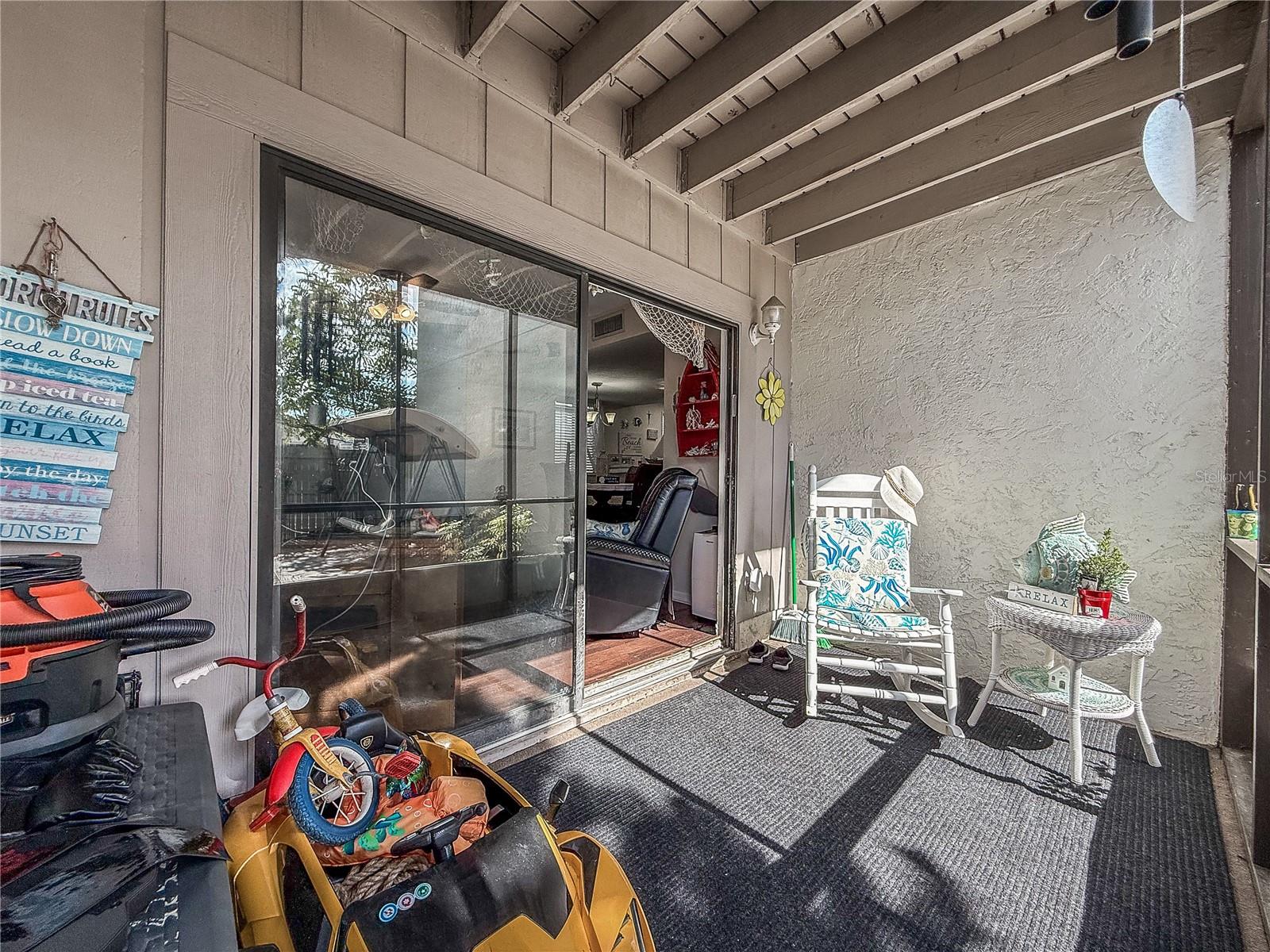 ERROL OAKS CONDO 01 - Residential