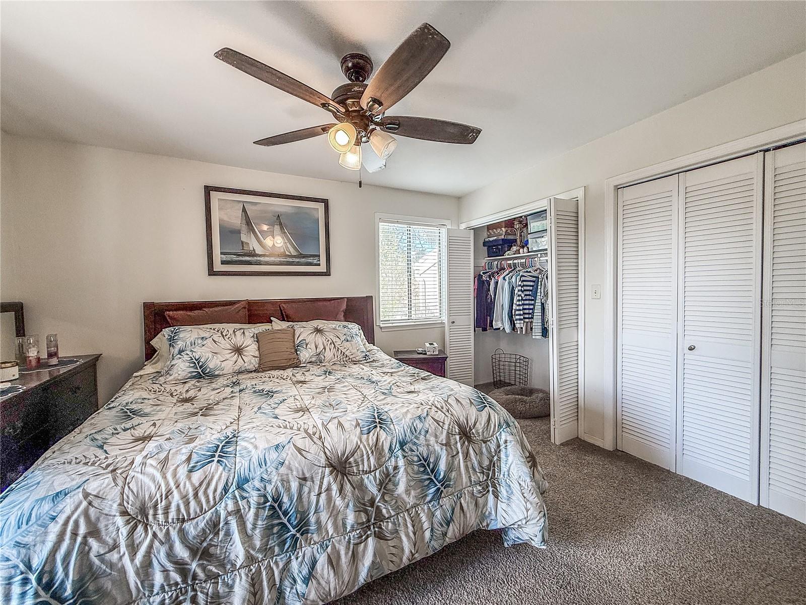 ERROL OAKS CONDO 01 - Residential