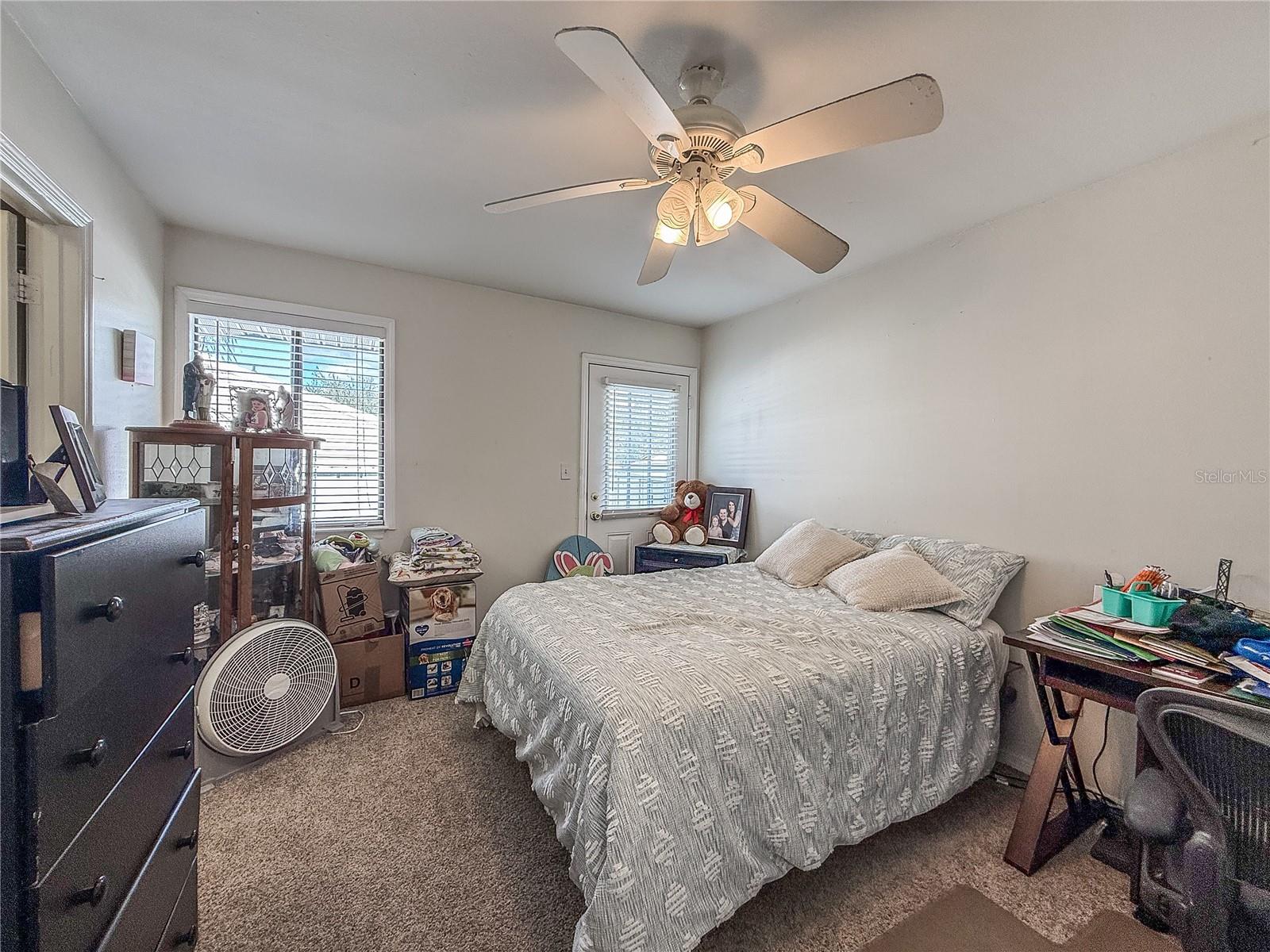 ERROL OAKS CONDO 01 - Residential