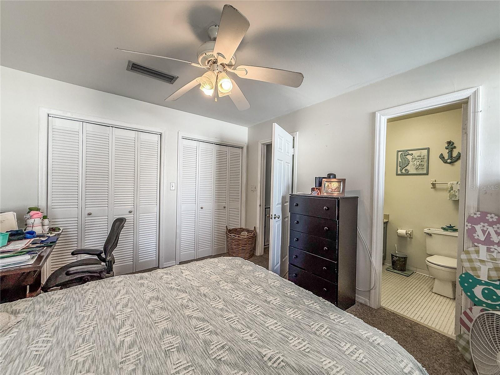 ERROL OAKS CONDO 01 - Residential