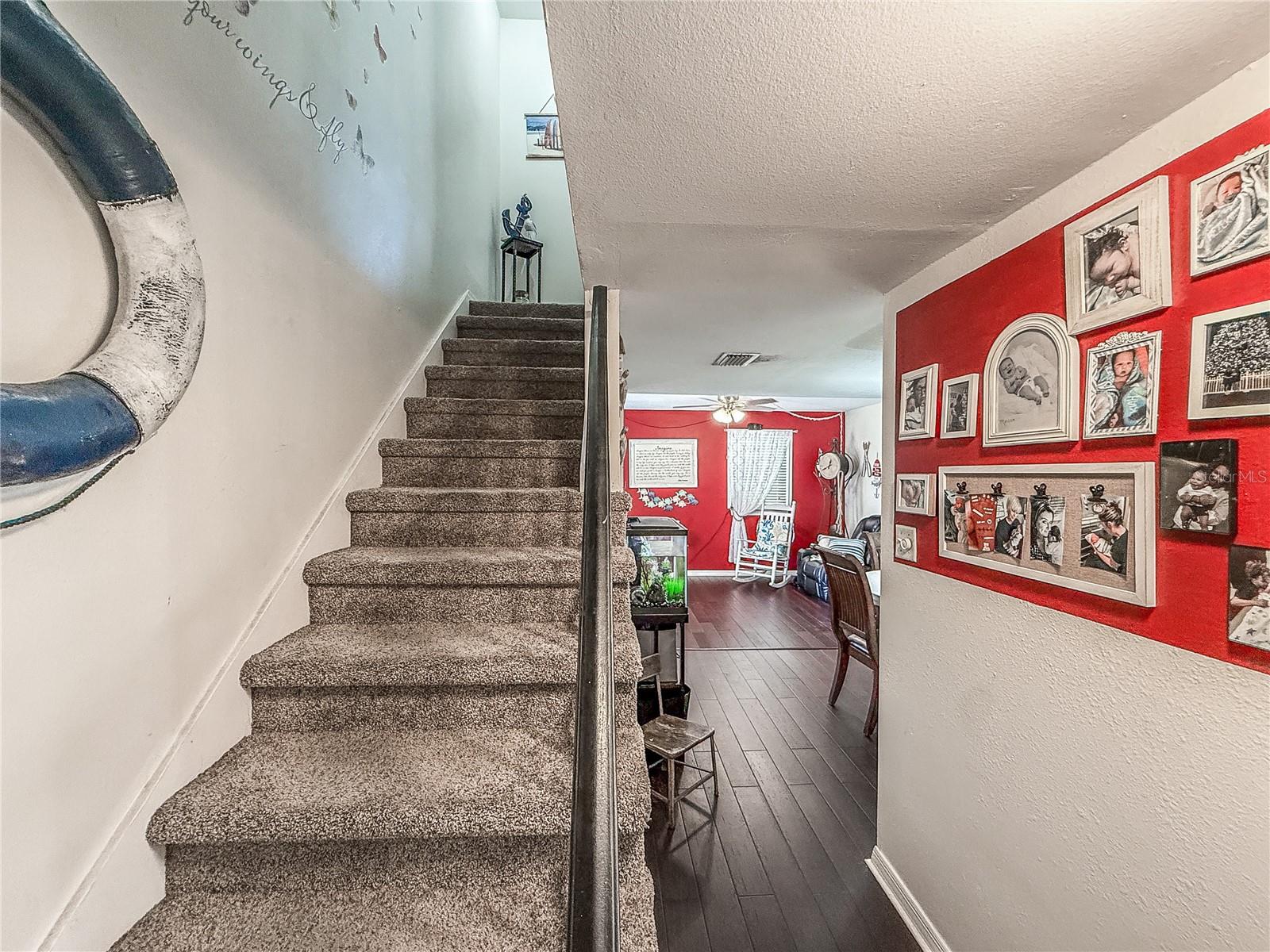 ERROL OAKS CONDO 01 - Residential