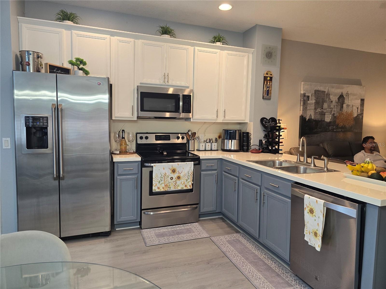 PARADISE CAY - Residential