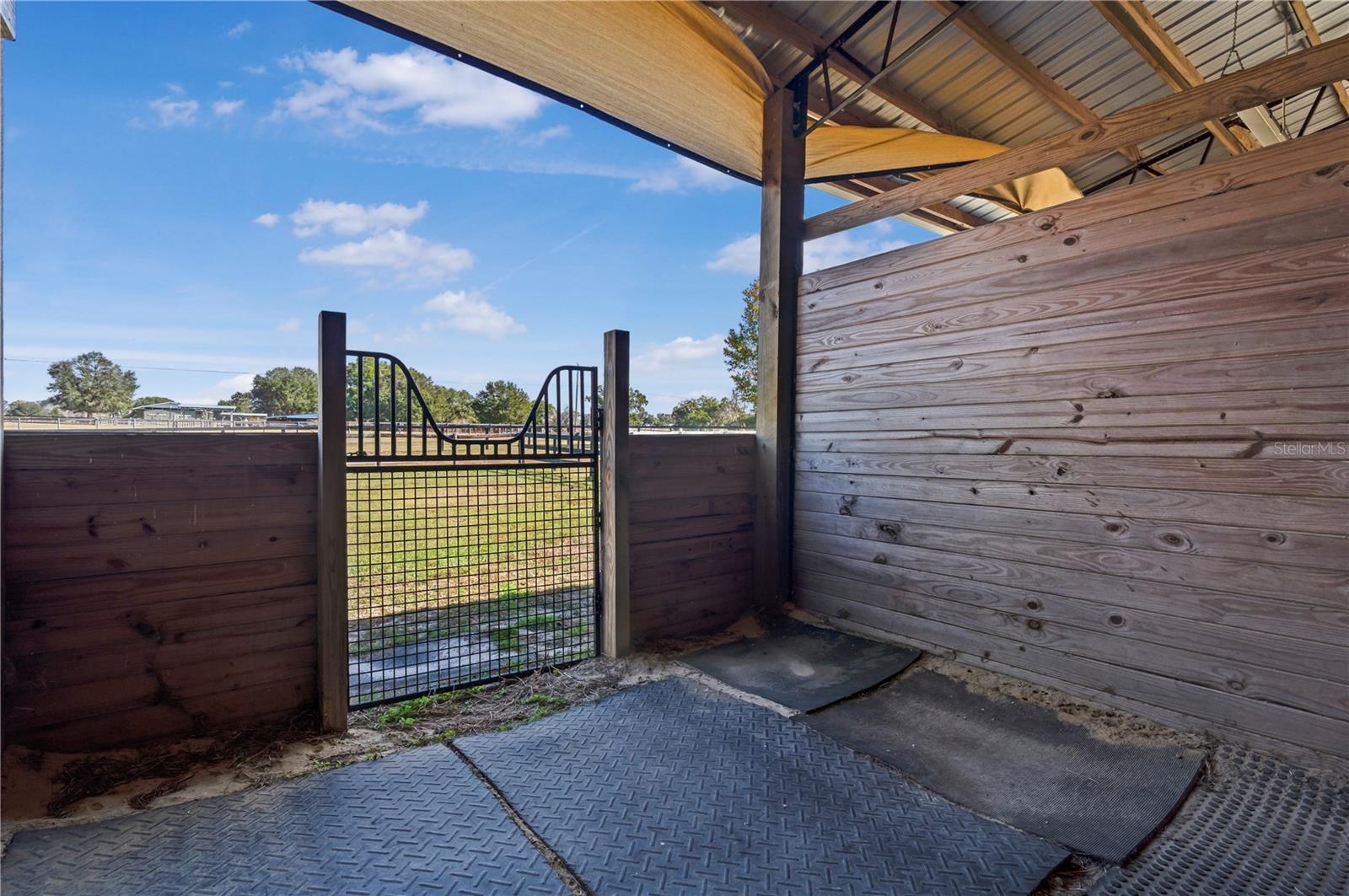 FARM NON-SUBDIVISION - Residential