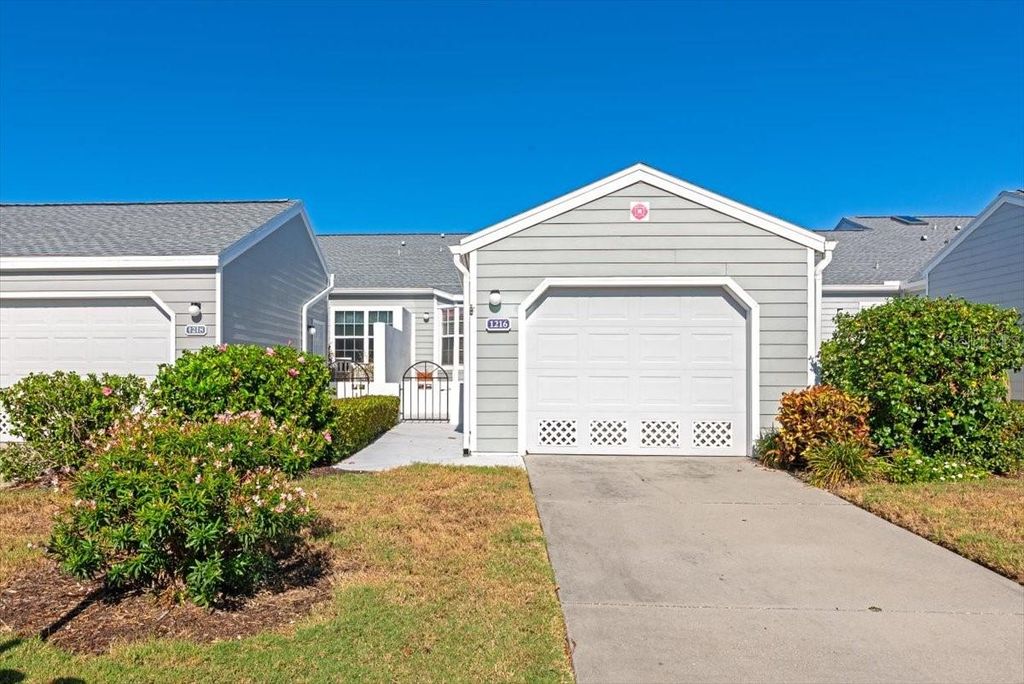 Photo of 1216 Spoonbill Landings Circle, Bradenton, FL 34209 (MLS # A4671566)