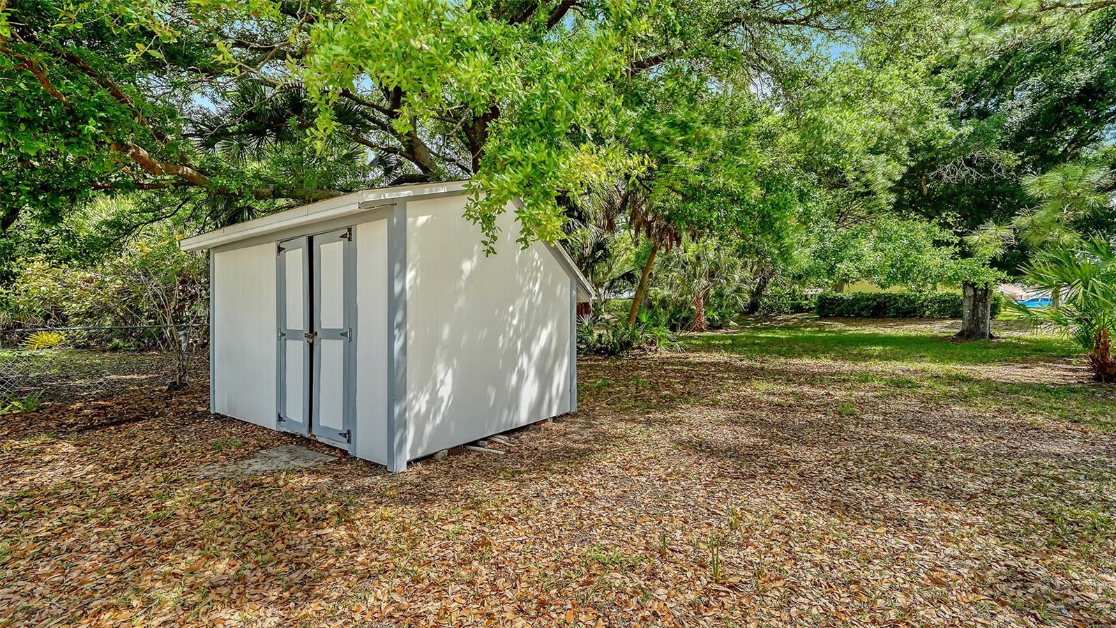 CHESTNUT CREEK LAKES OF - Residential