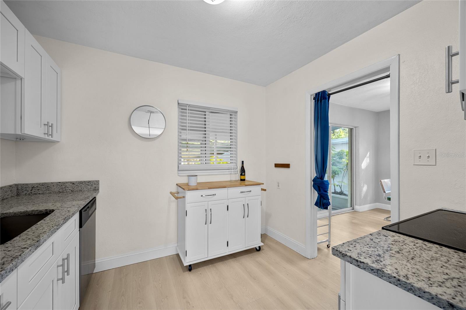 NORTH EUCLID OASIS - Residential Lease