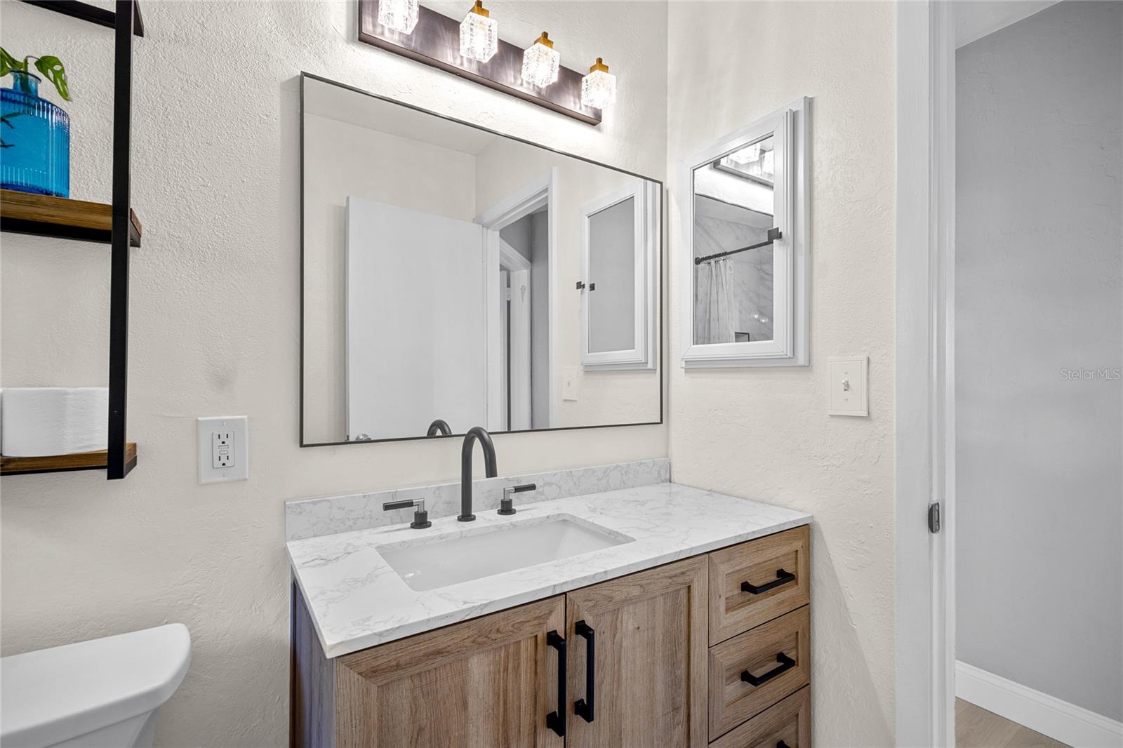 NORTH EUCLID OASIS - Residential Lease