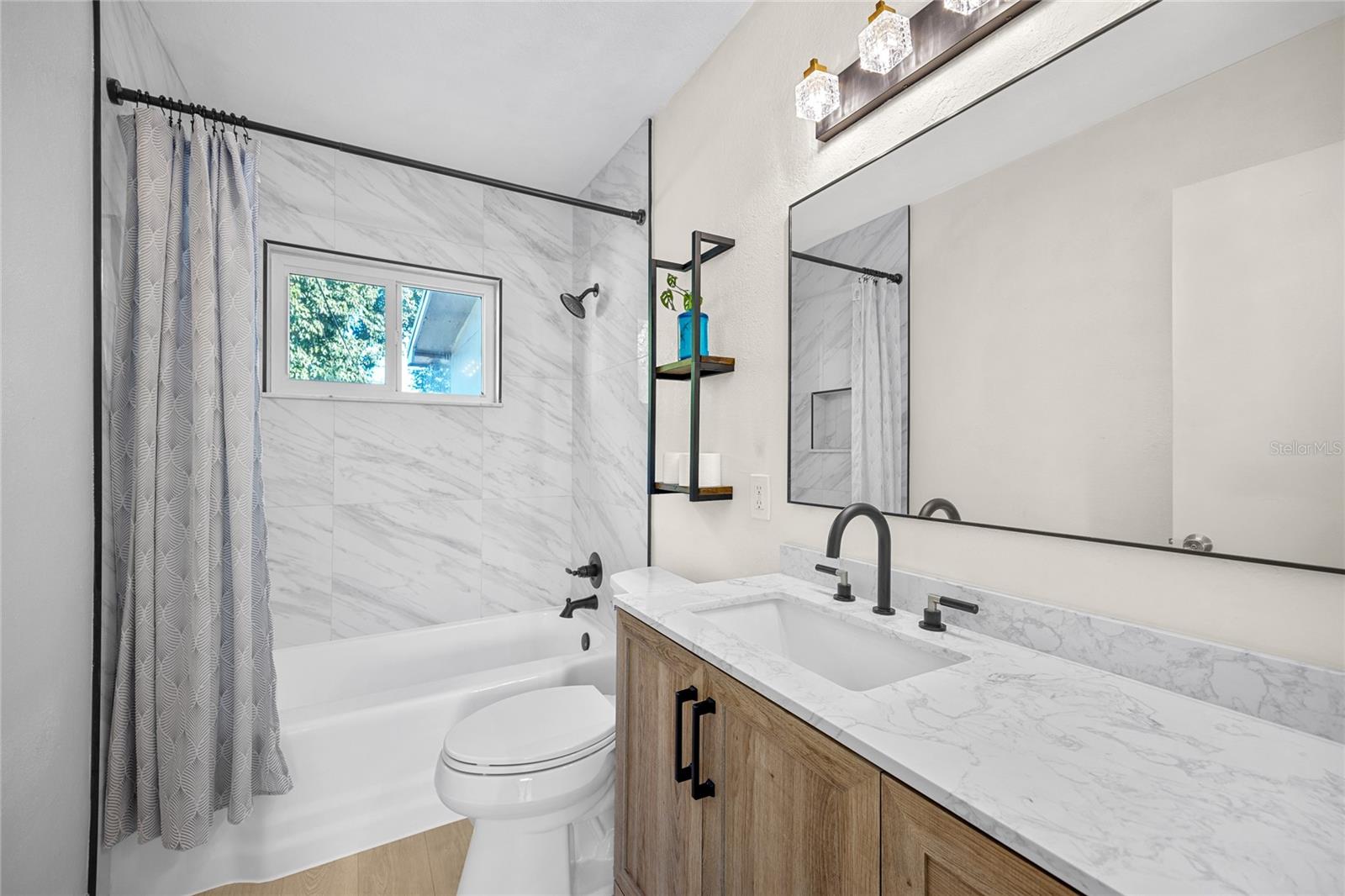 NORTH EUCLID OASIS - Residential Lease