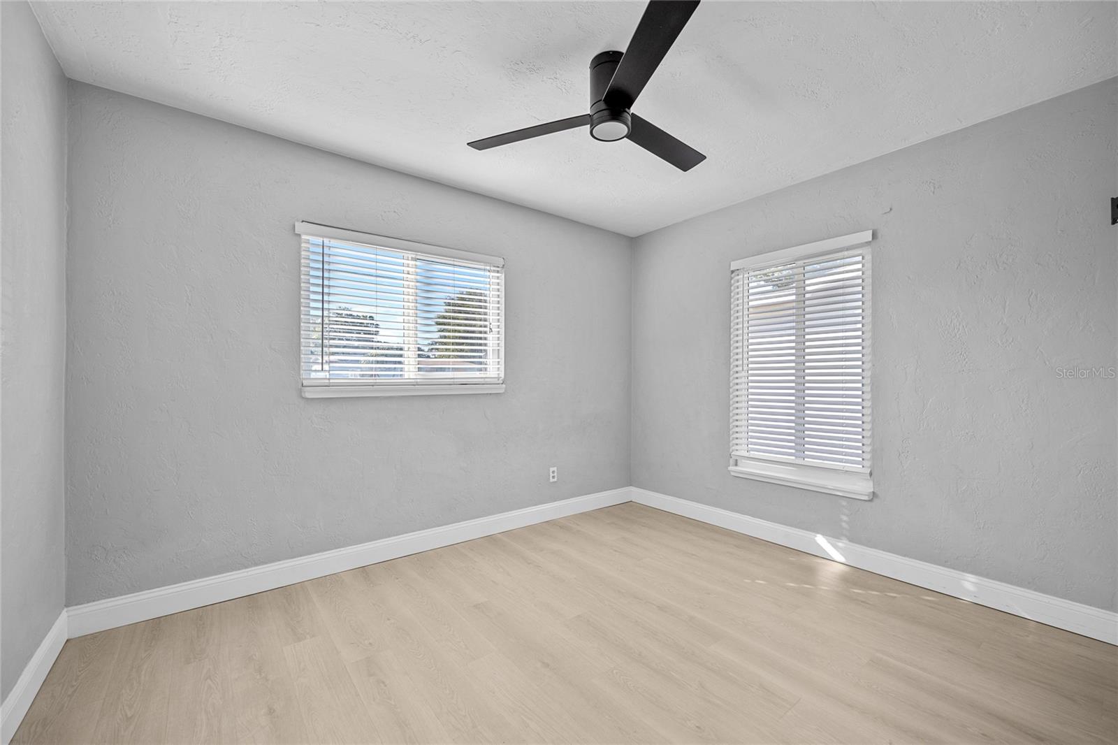 NORTH EUCLID OASIS - Residential Lease