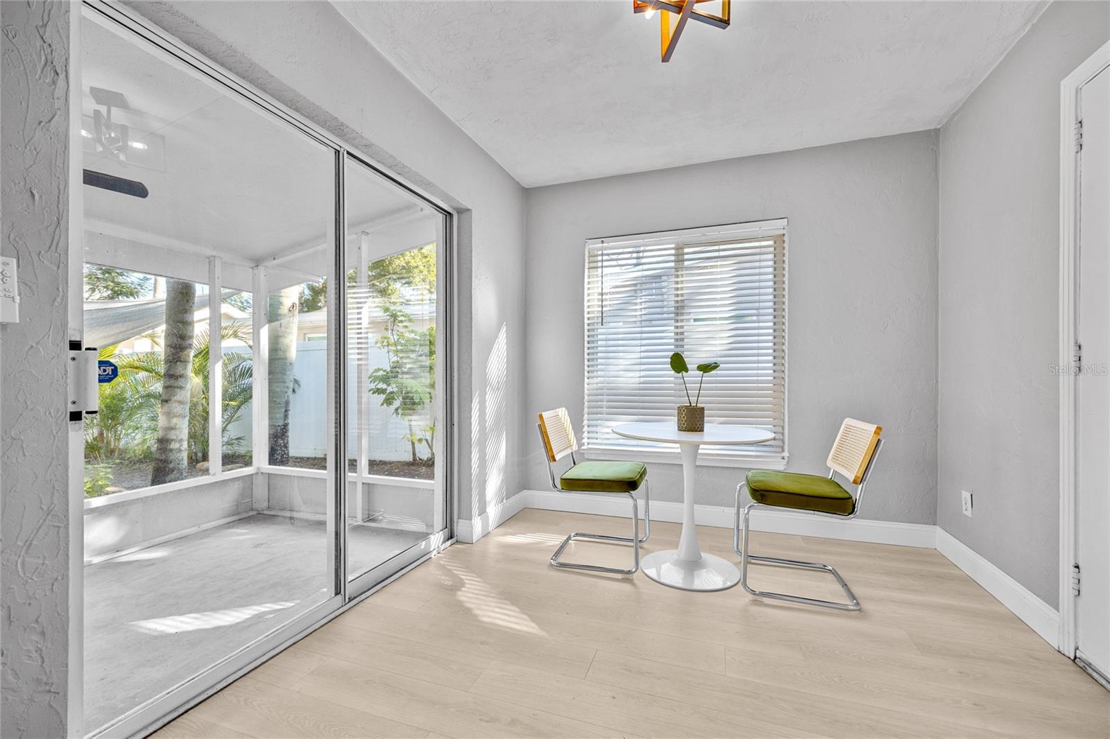 NORTH EUCLID OASIS - Residential Lease