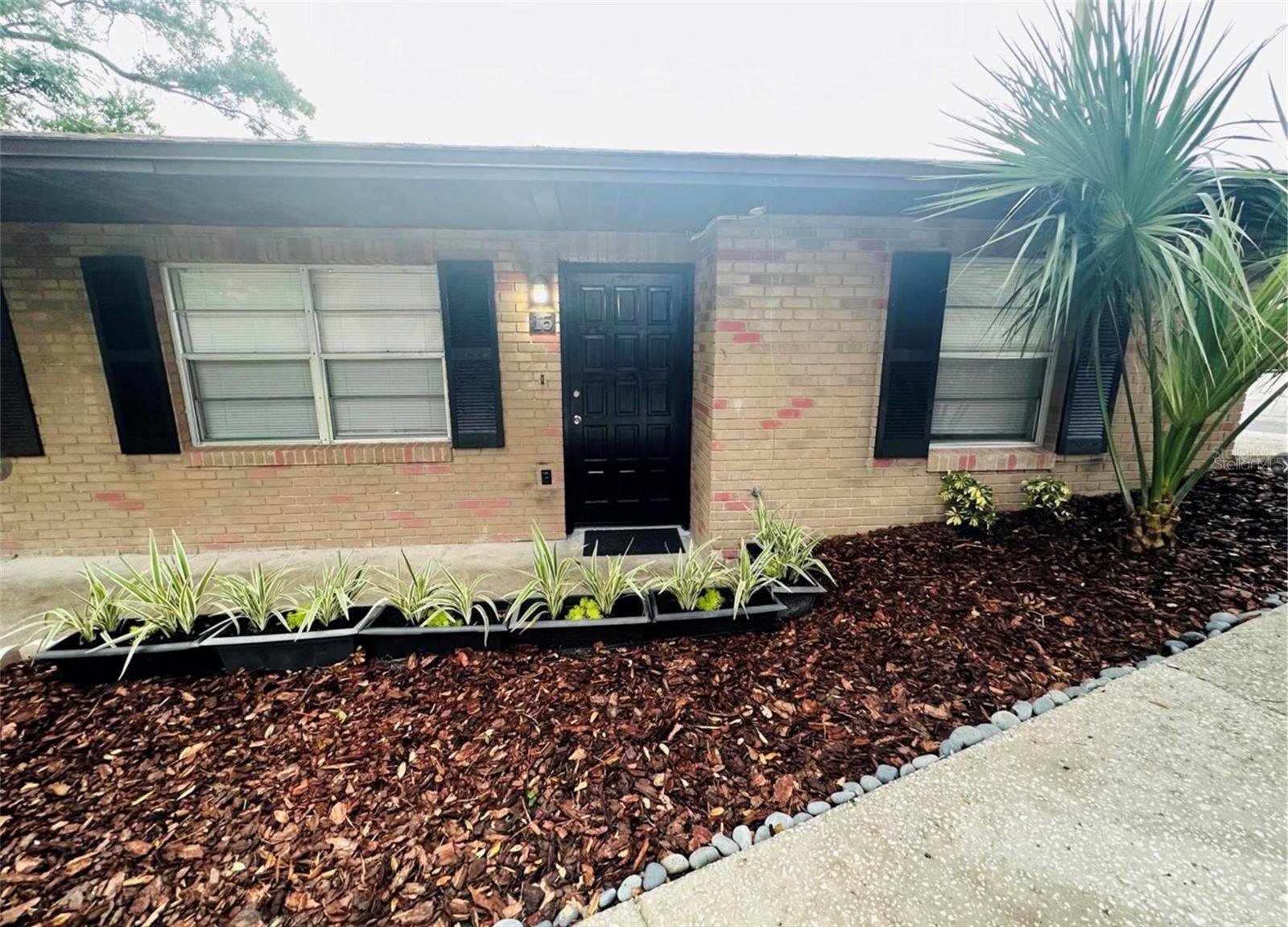 101 LAKE HUNTER DRIVE 15 & 16