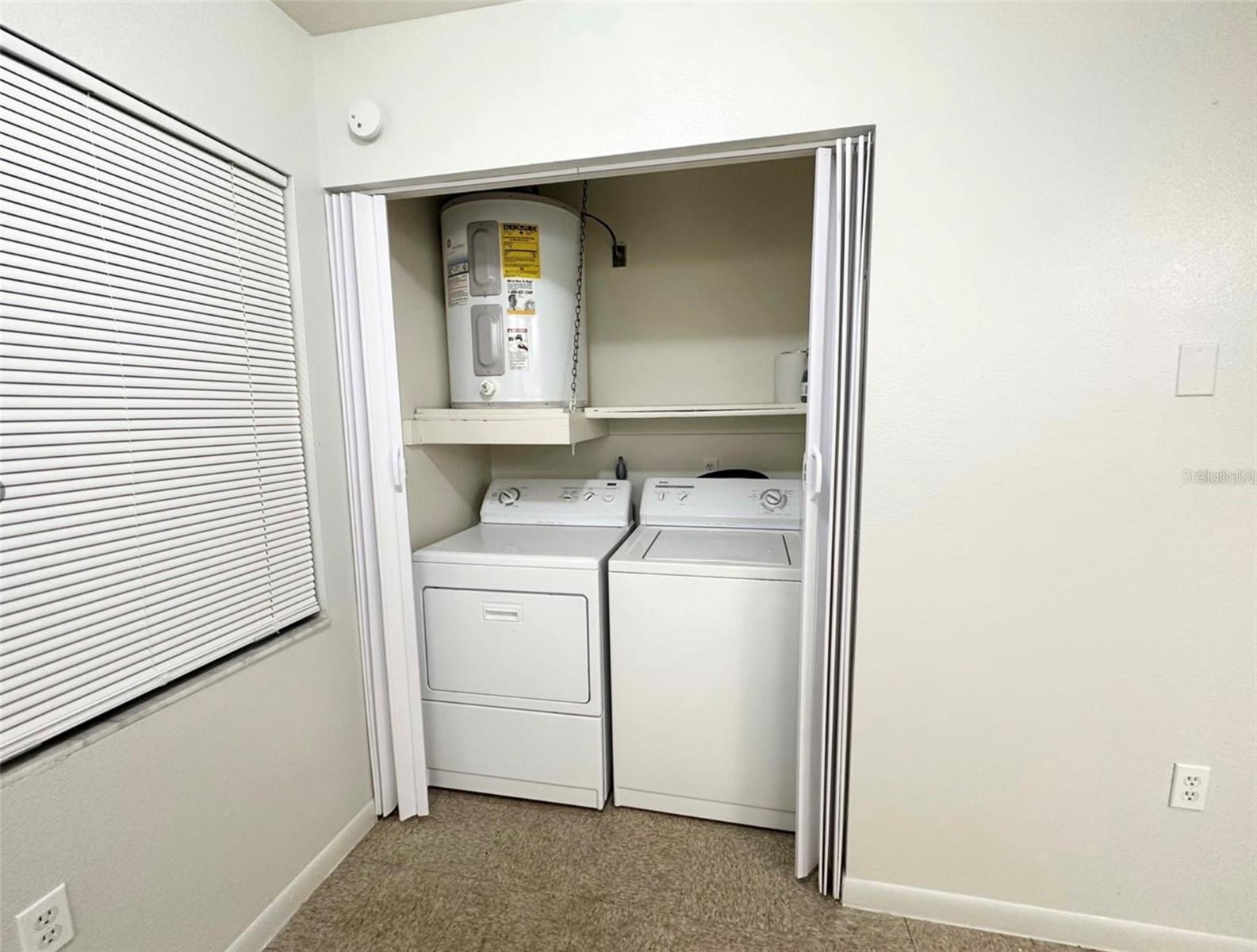 LAKE HUNTER VILLAS - Residential Income