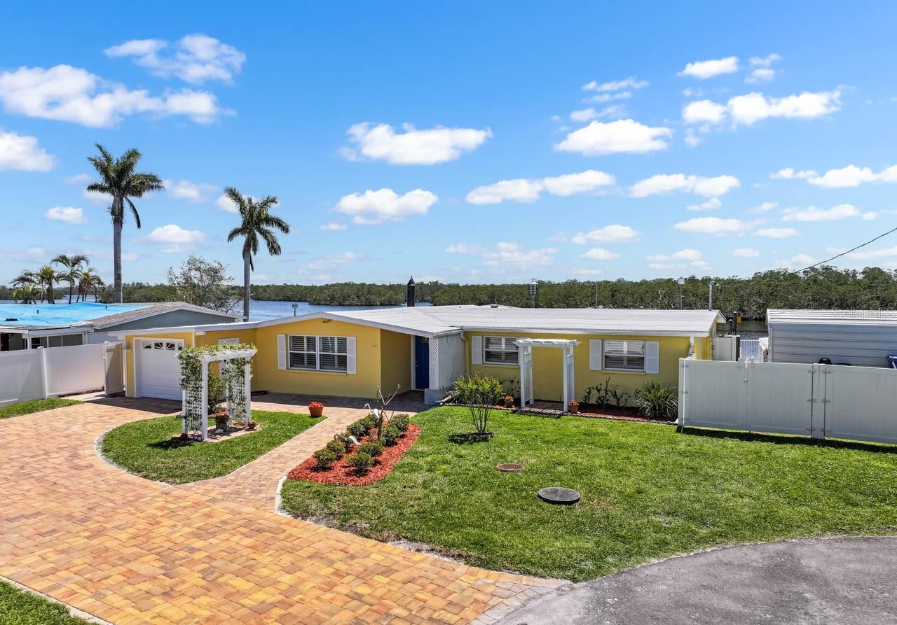 COLLURA SUB - Residential