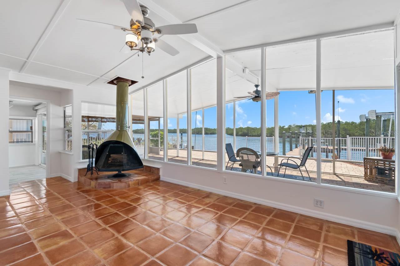 COLLURA SUB - Residential