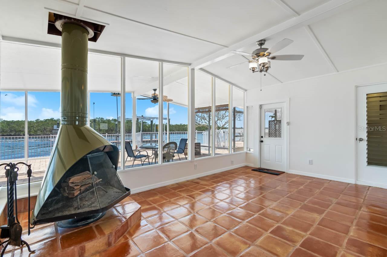 COLLURA SUB - Residential