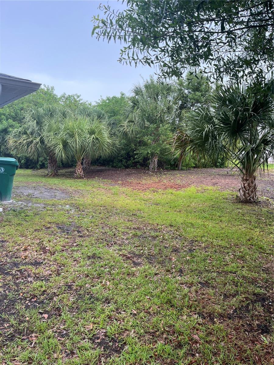 23084 AUGUST AVENUE, PORT CHARLOTTE, FL, 33954 1 23084 AUGUST AVENUE