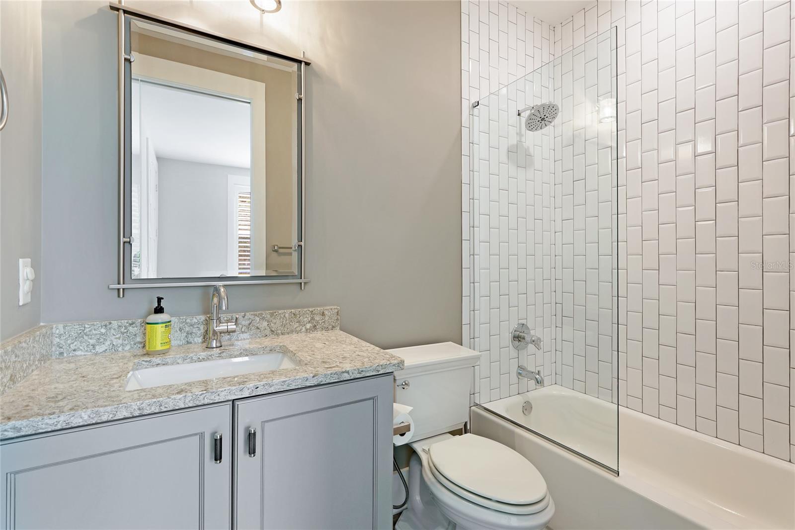 POS SUB OF BLKS G & H - Residential