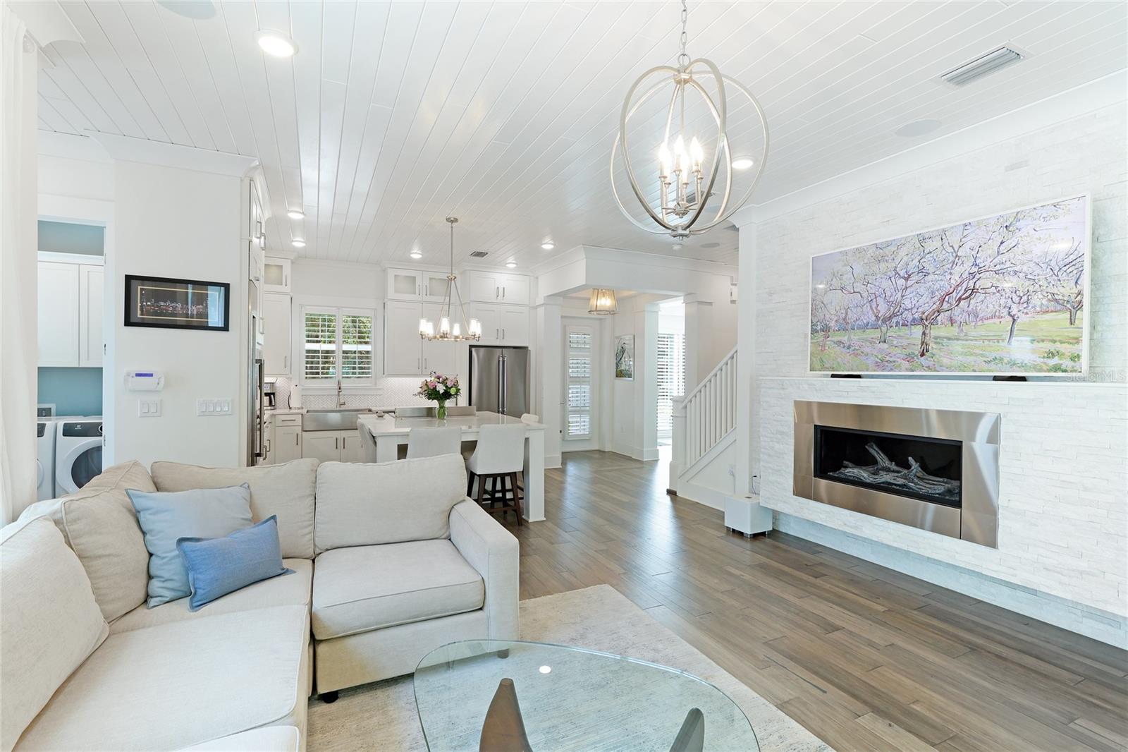 POS SUB OF BLKS G & H - Residential