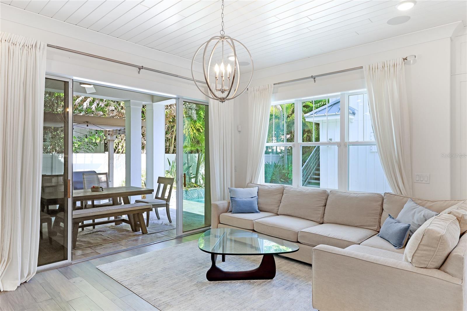 POS SUB OF BLKS G & H - Residential