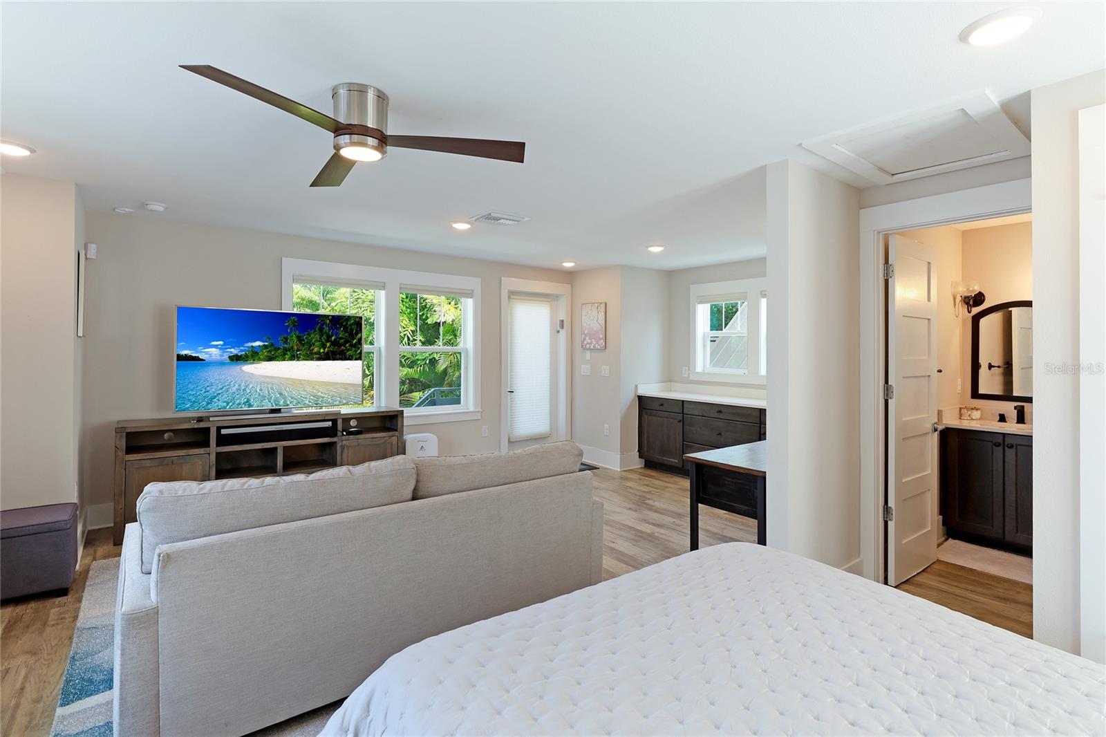 POS SUB OF BLKS G & H - Residential