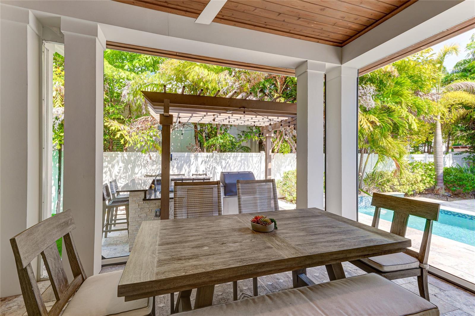 POS SUB OF BLKS G & H - Residential