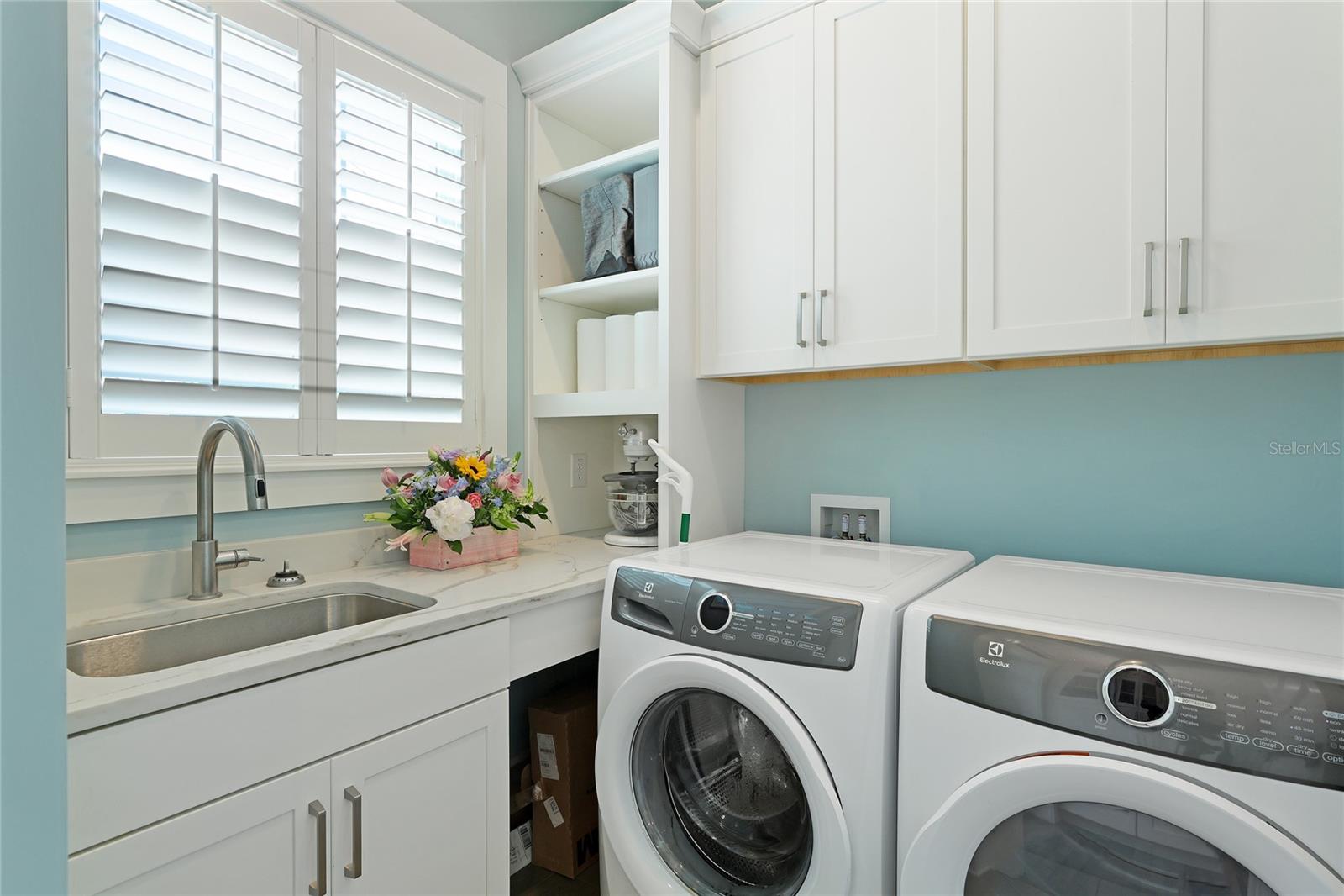 POS SUB OF BLKS G & H - Residential