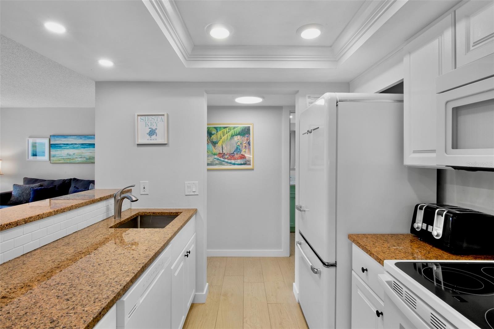 1600 COVE II PLACE 412